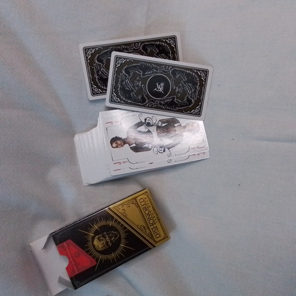 Dishonored Tarot Deck Divinatory Cards - Picture 8 of 8